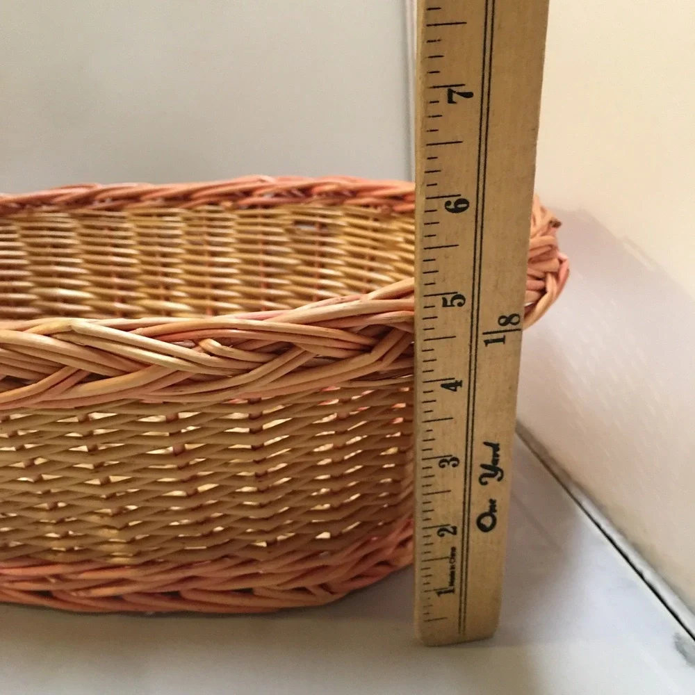 N/A woven wicker